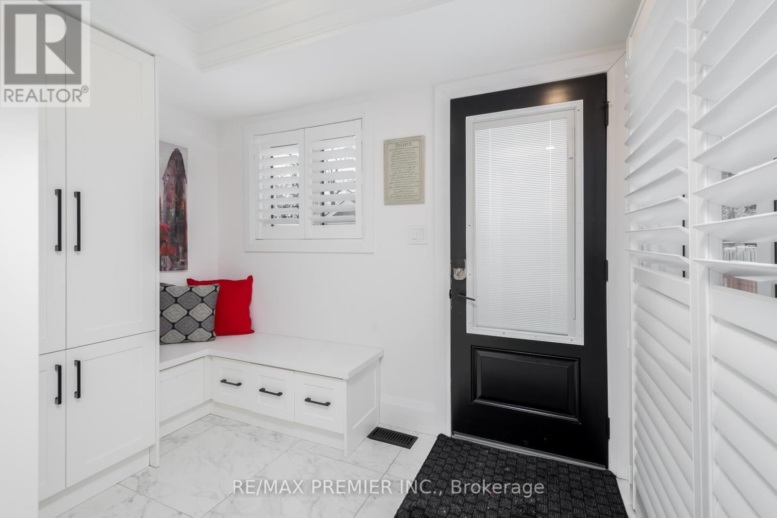 21 Elizabeth Street N, Brampton, Ontario  L6X 1S1 - Photo 18 - W13723662