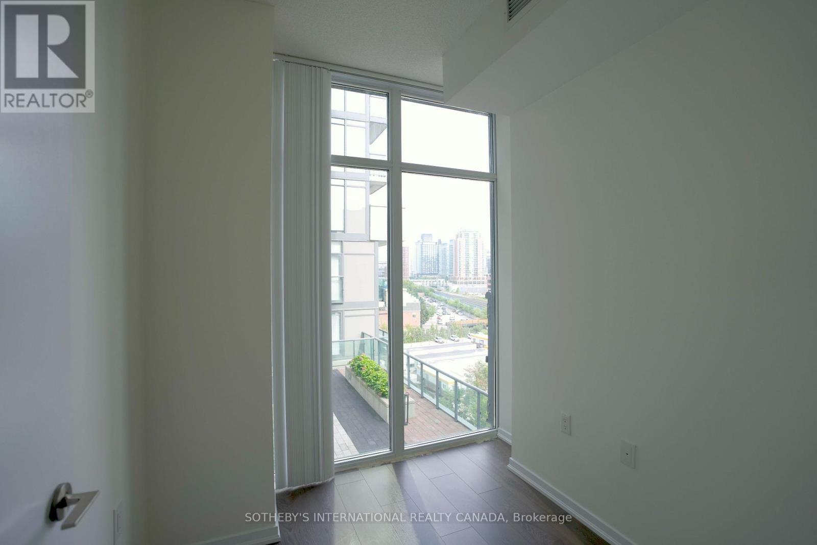 815 - 36 Lisgar Street, Toronto, Ontario  M6J 0C7 - Photo 17 - C13481094