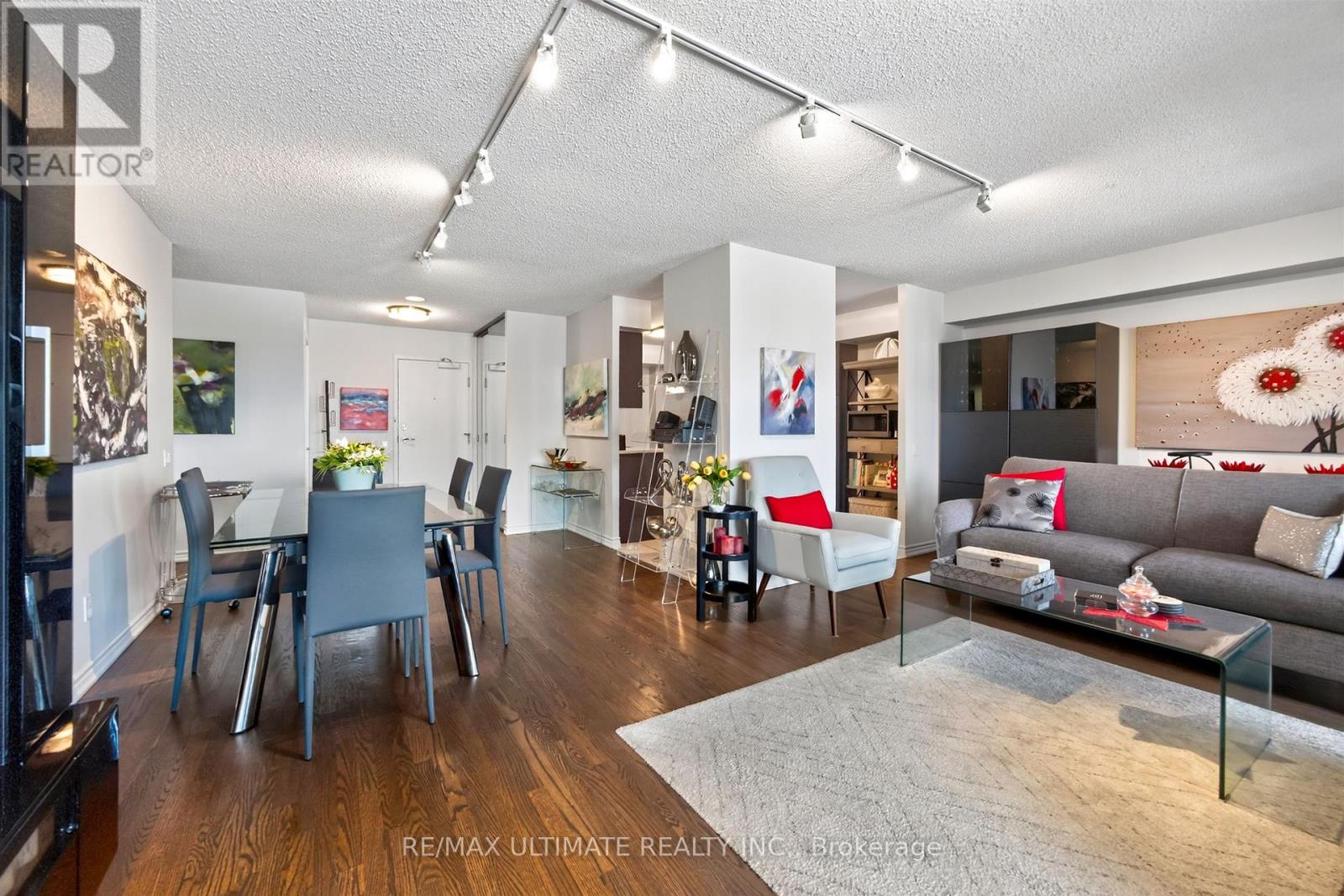 808 - 8 Covington Road, Toronto, Ontario  M6A 3E5 - Photo 6 - C13605376