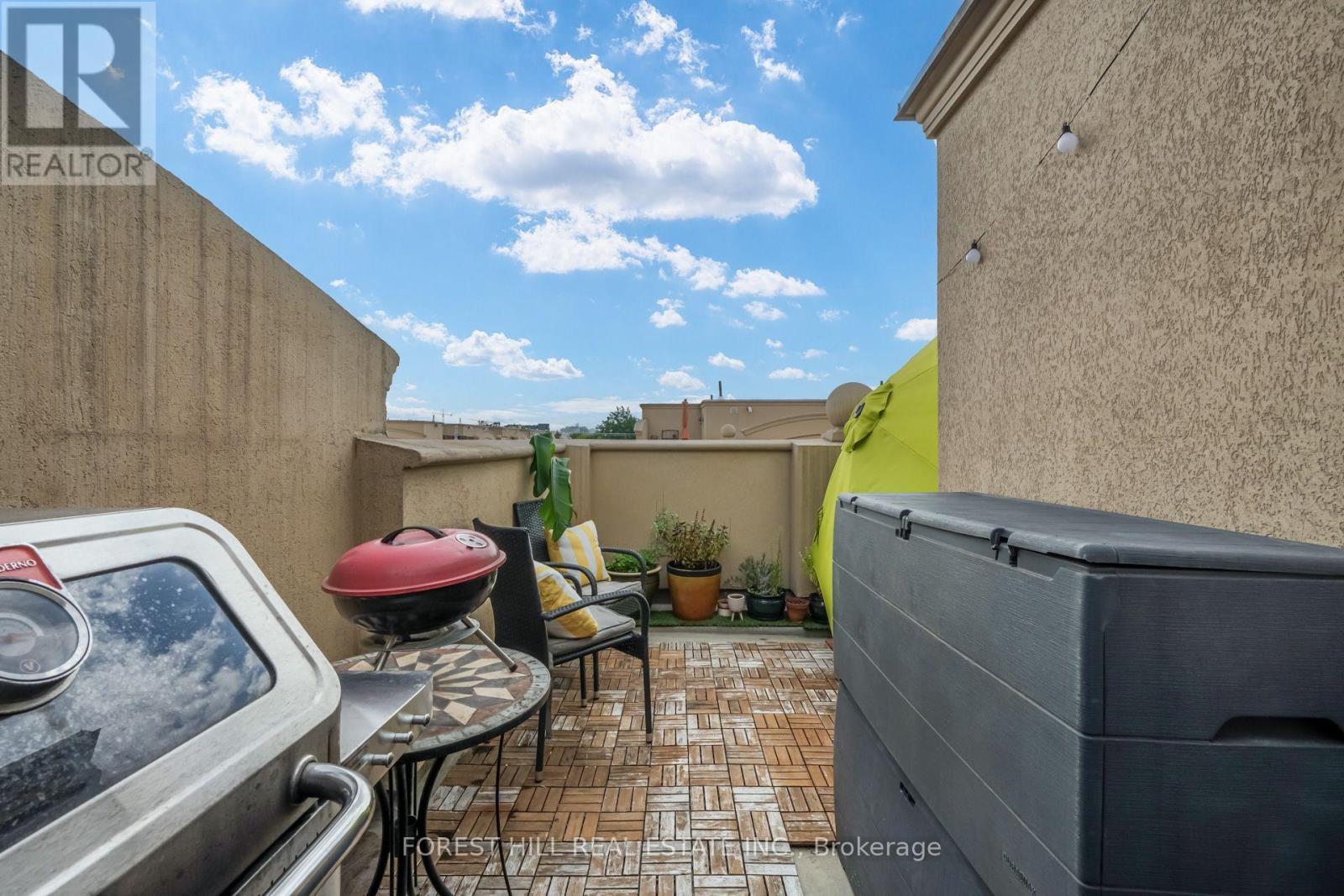 Th 3 - 68 Carr Street, Toronto, Ontario  M5T 1B7 - Photo 15 - C13721158