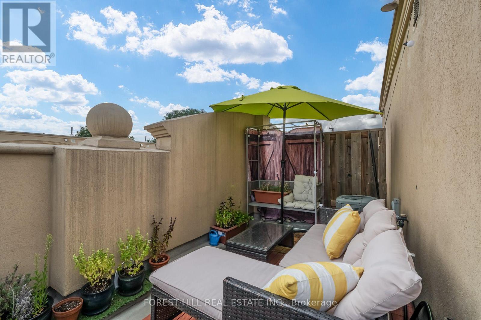 Th 3 - 68 Carr Street, Toronto, Ontario  M5T 1B7 - Photo 16 - C13721158