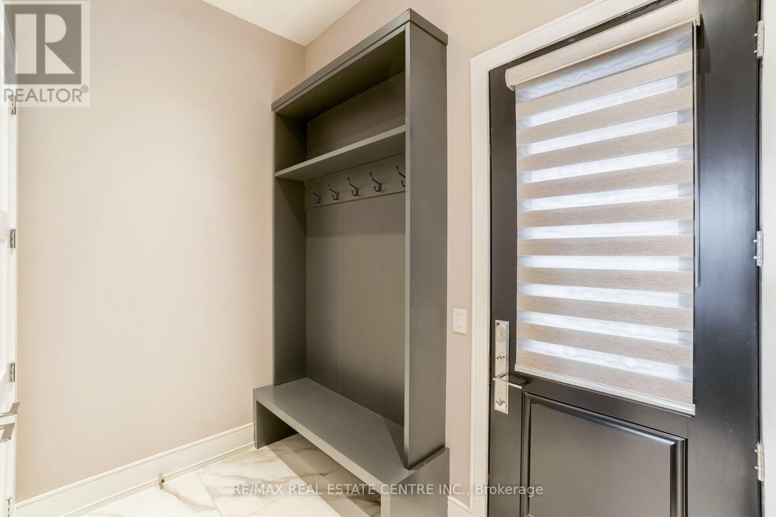 3118 Given Road, Mississauga, Ontario  L5A 2N3 - Photo 16 - W13455802