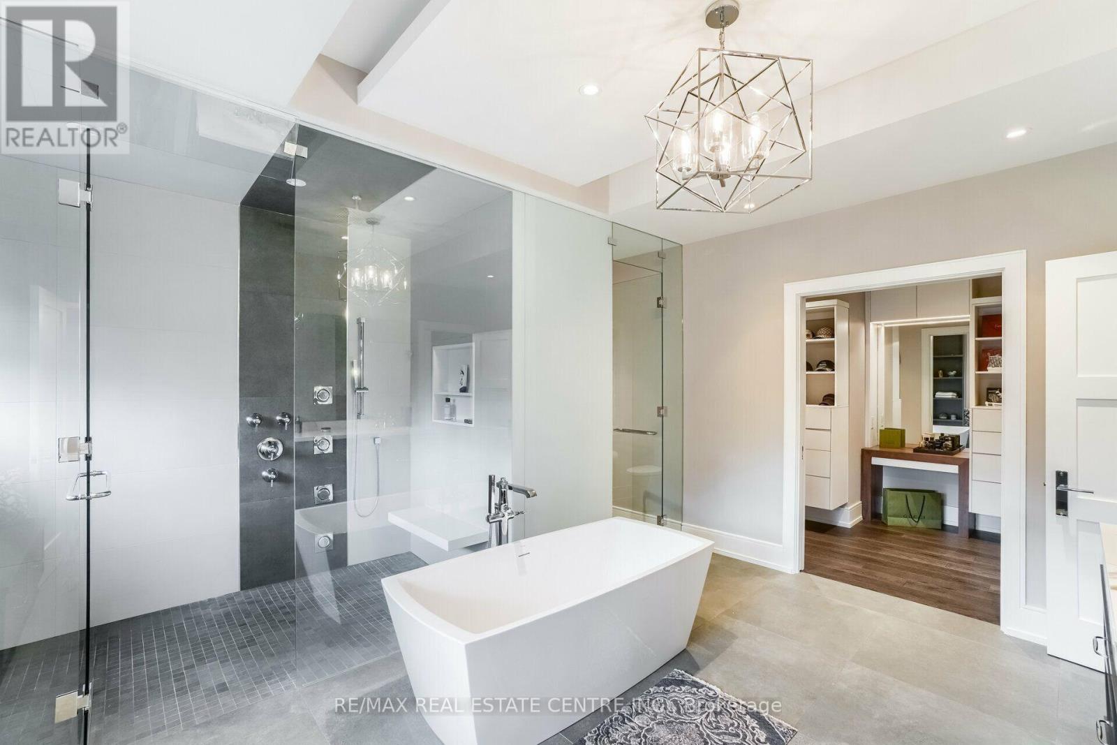 3118 Given Road, Mississauga, Ontario  L5A 2N3 - Photo 20 - W13455802