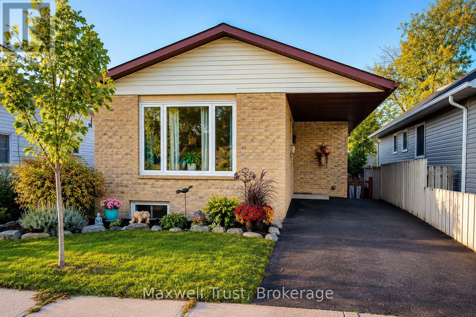 246 Auden Road, Guelph, Ontario  N1E 6R4 - Photo 1 - X13723560