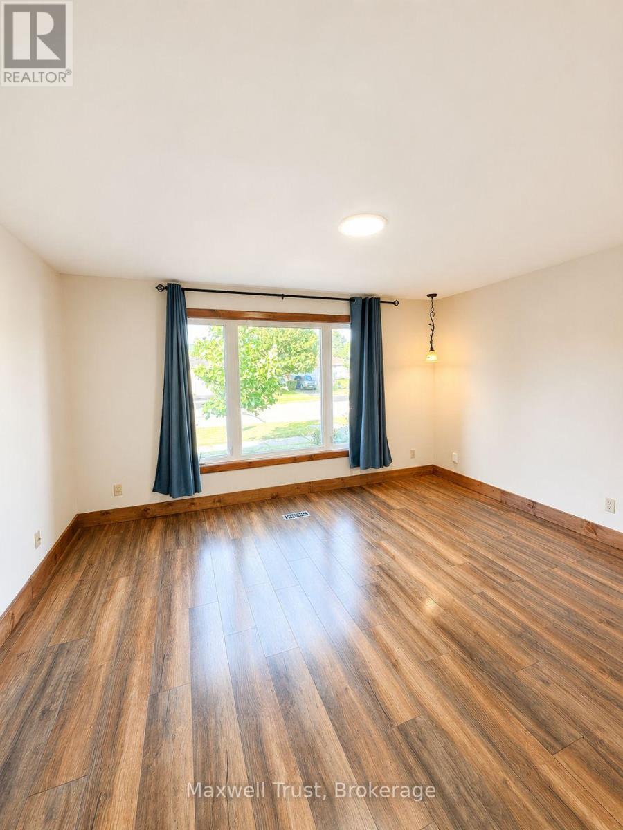 246 Auden Road, Guelph, Ontario  N1E 6R4 - Photo 2 - X13723560