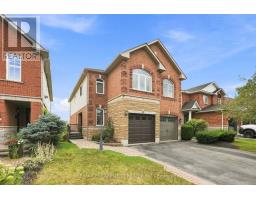8 SLATER COURT, Hamilton, Ontario
