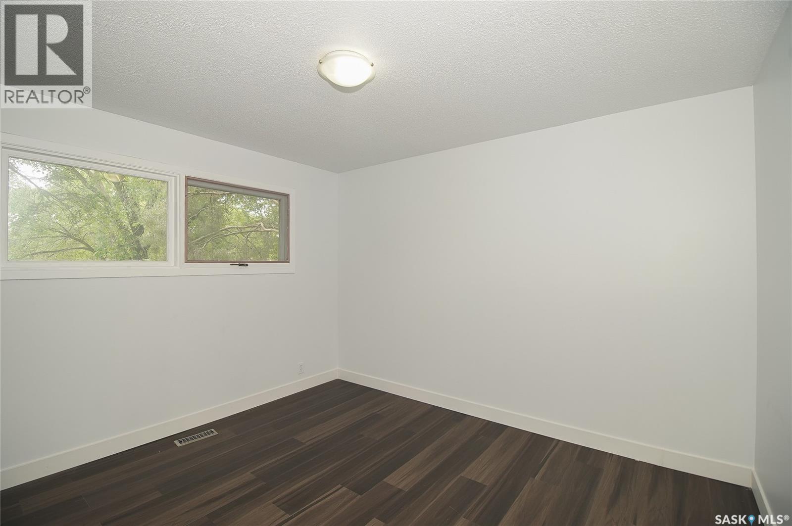 61 Bannister Avenue, Regina, Saskatchewan  S4R 5K8 - Photo 10 - SK046798