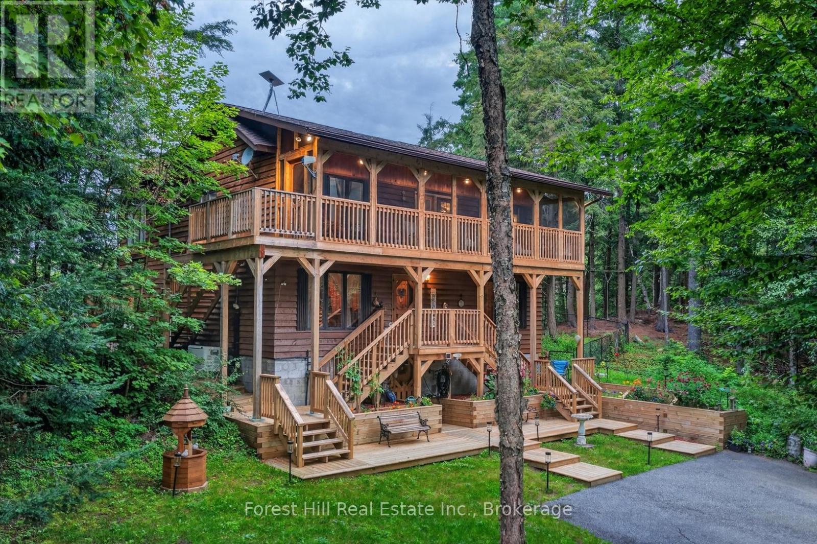 3611 LIVINGSTONE LAKE ROAD, Algonquin Highlands, Ontario