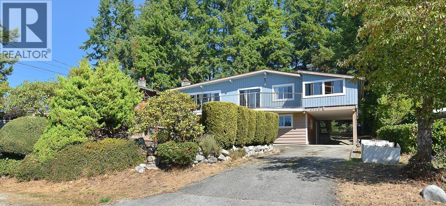 4726 LAUREL AVENUE, Sechelt, British Columbia