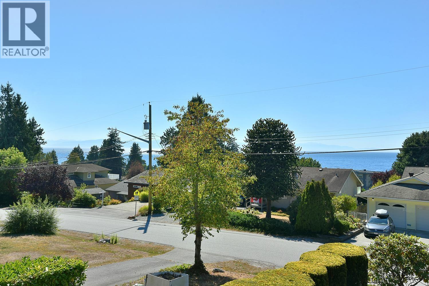4726 Laurel Avenue, Sechelt, British Columbia  V7Z 0E7 - Photo 17 - R3159654