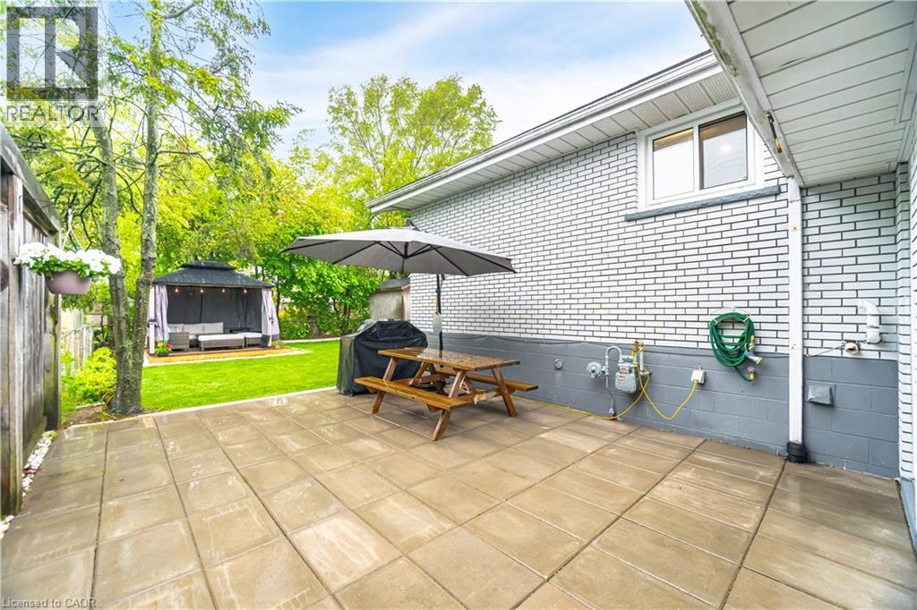 297 Mohawk Road W, Hamilton, Ontario  L9C 1W2 - Photo 38 - 40848071