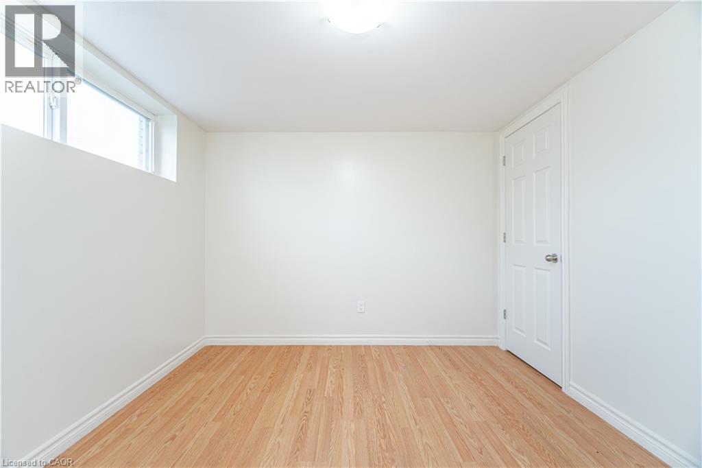 297 Mohawk Road W, Hamilton, Ontario  L9C 1W2 - Photo 33 - 40848071