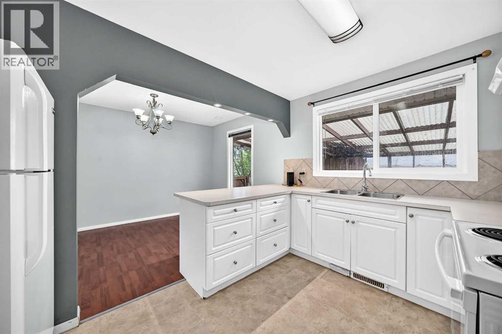5116 Forego Avenue, Calgary, Alberta  T2A 2C6 - Photo 10 - A2340979