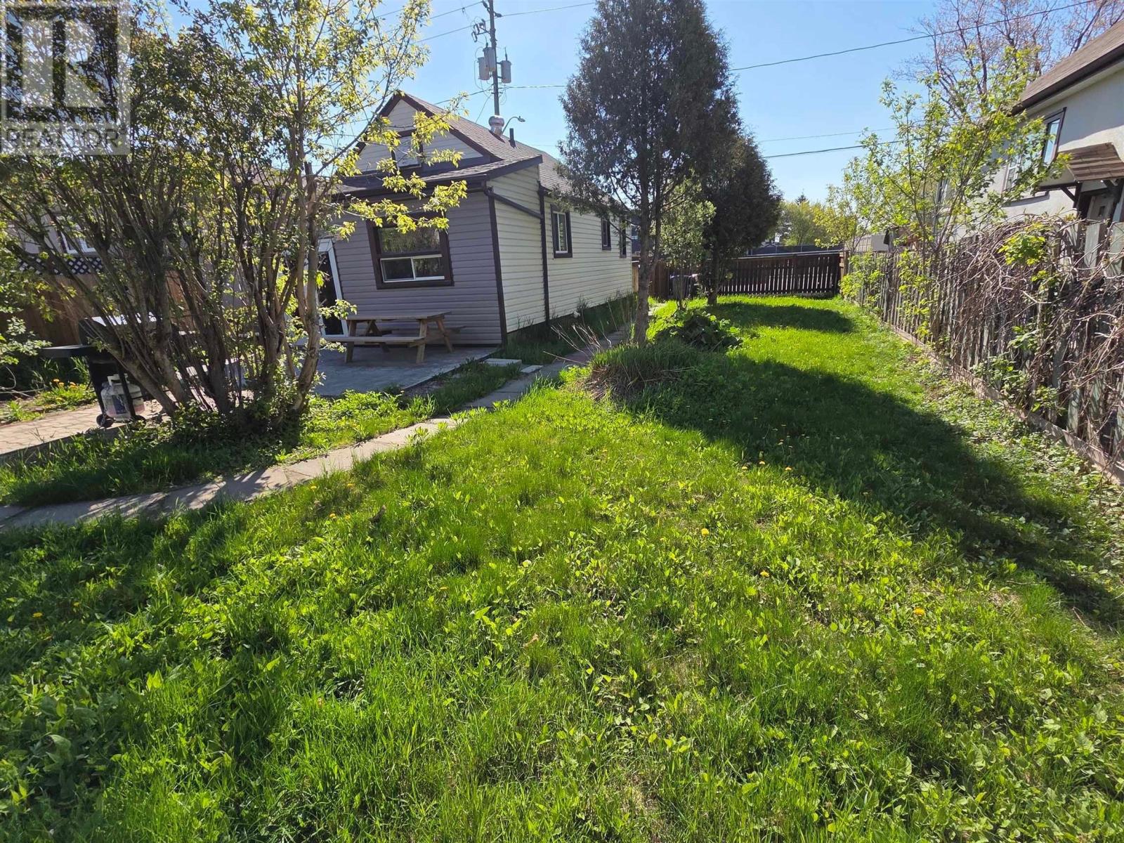 84 Machar Ave, Thunder Bay, Ontario  P7B 2Y6 - Photo 37 - TB2601346