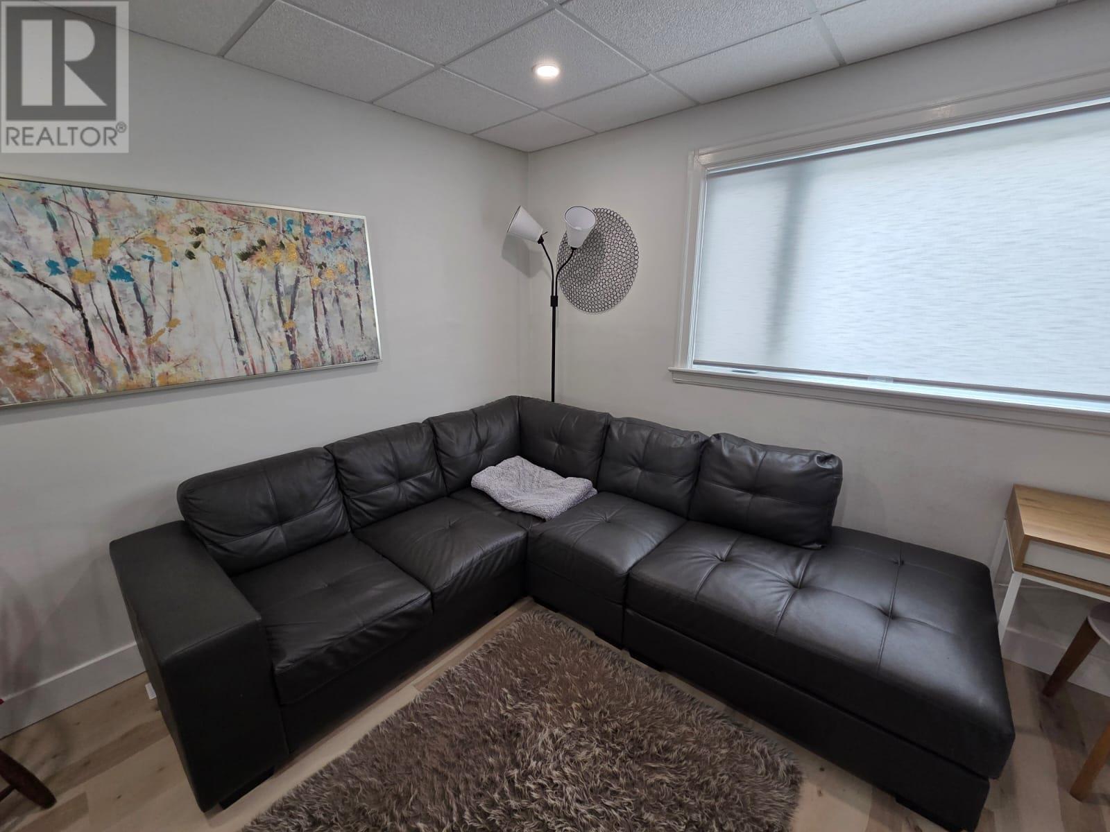 84 Machar Ave, Thunder Bay, Ontario  P7B 2Y6 - Photo 4 - TB2601346