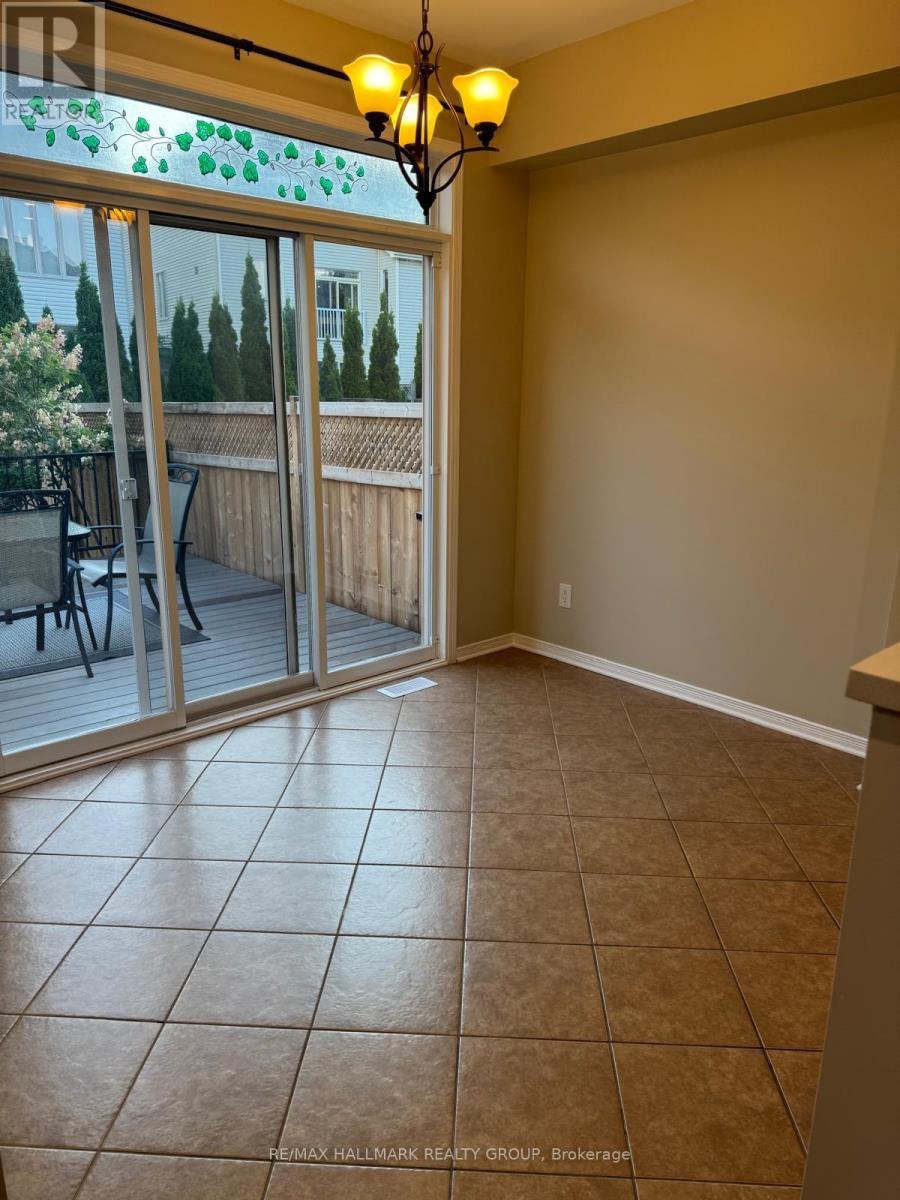 248 Badgeley Avenue, Ottawa, Ontario  K2T 0A7 - Photo 7 - X13723728