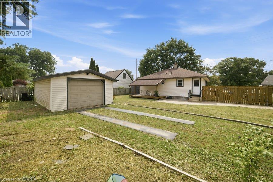 27 Frank Street, Brantford, Ontario  N3T 5C8 - Photo 17 - 40859134