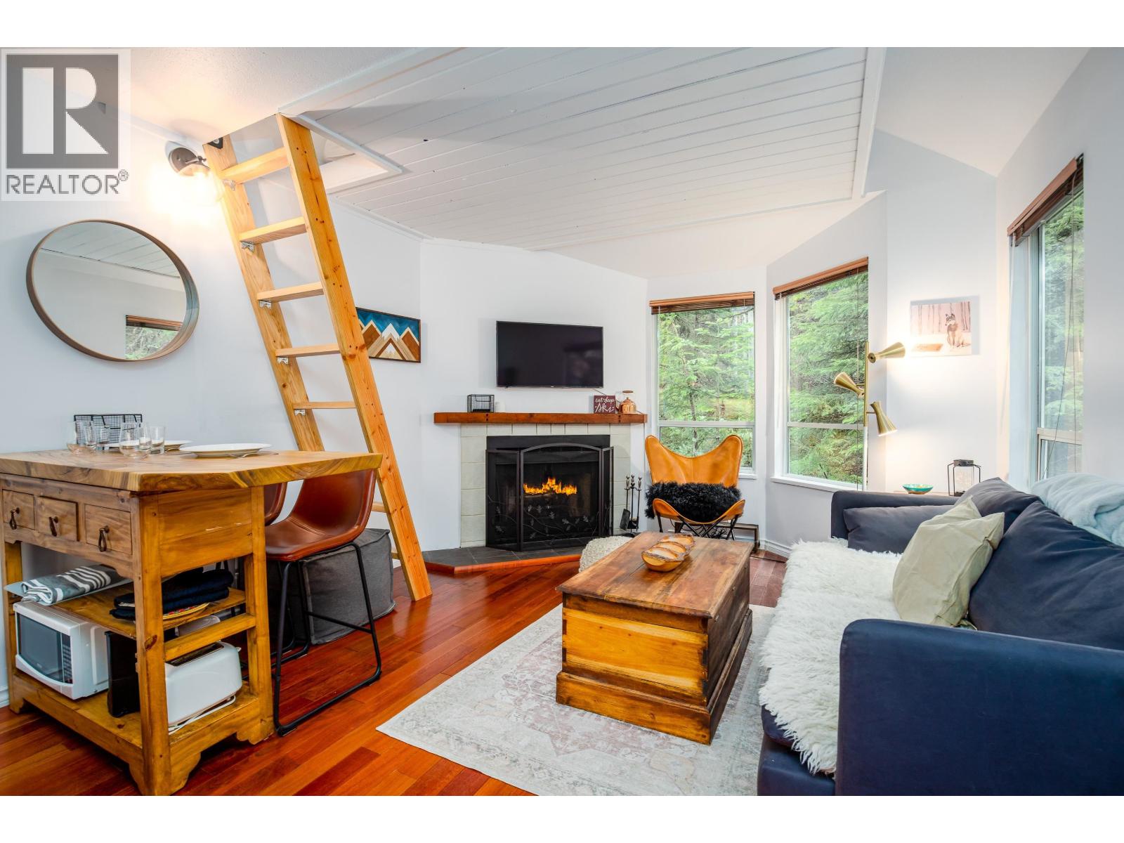 4 2247 SAPPORO DRIVE, Whistler, British Columbia