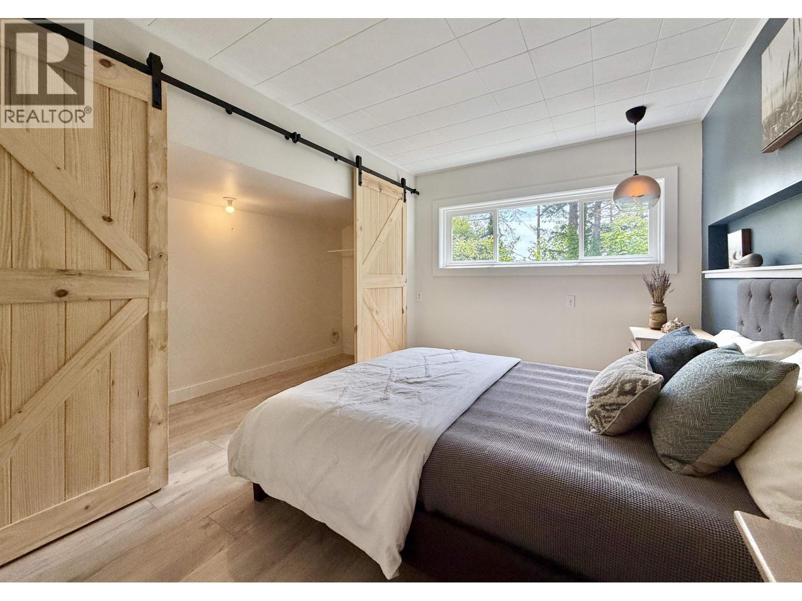 6376 Sunshine Coast Highway, Sechelt, British Columbia  V7Z 0M3 - Photo 14 - R3159703