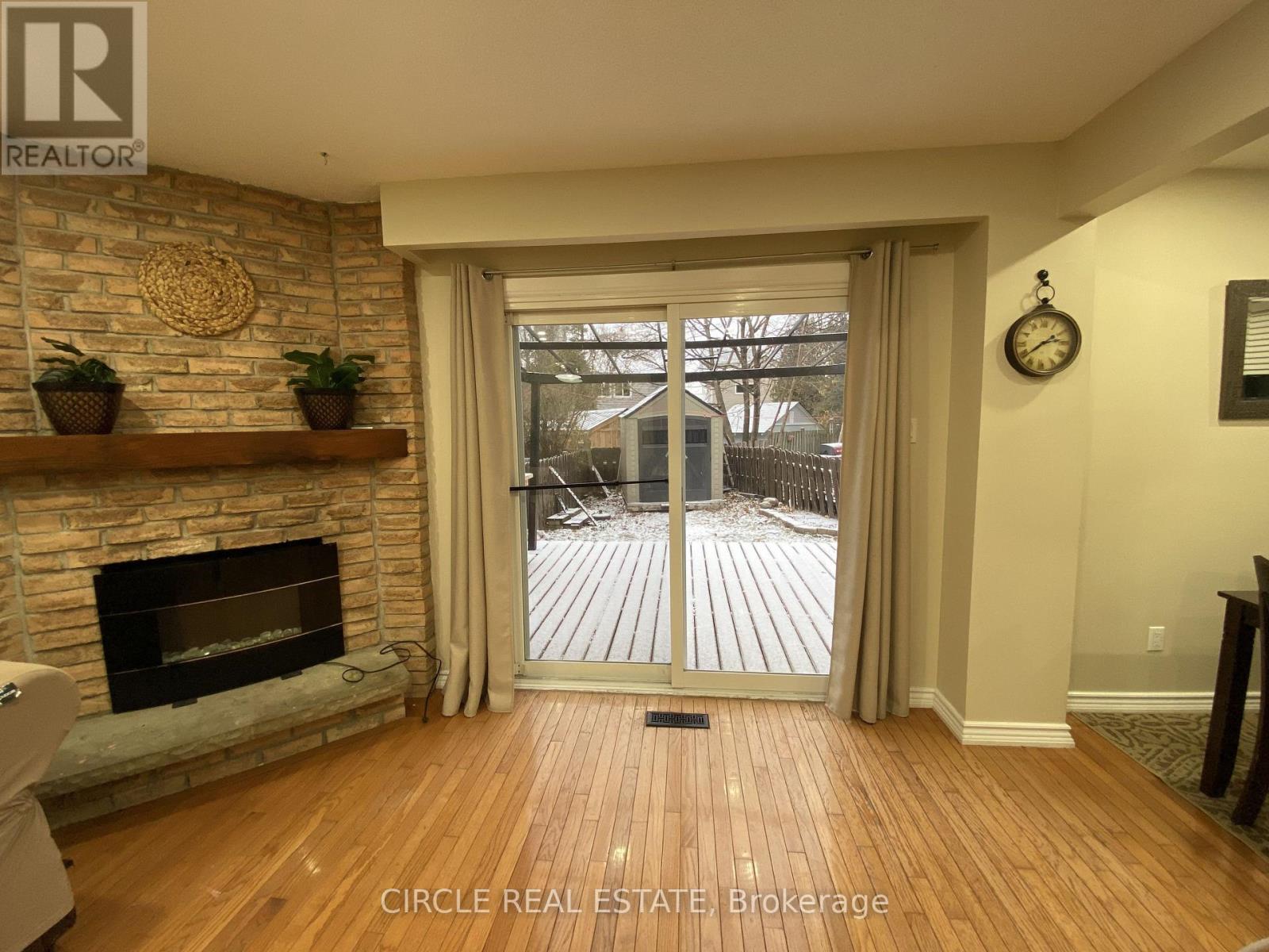 35 Fanshawe Drive, Brampton, Ontario  L6Z 1A7 - Photo 3 - W13627222