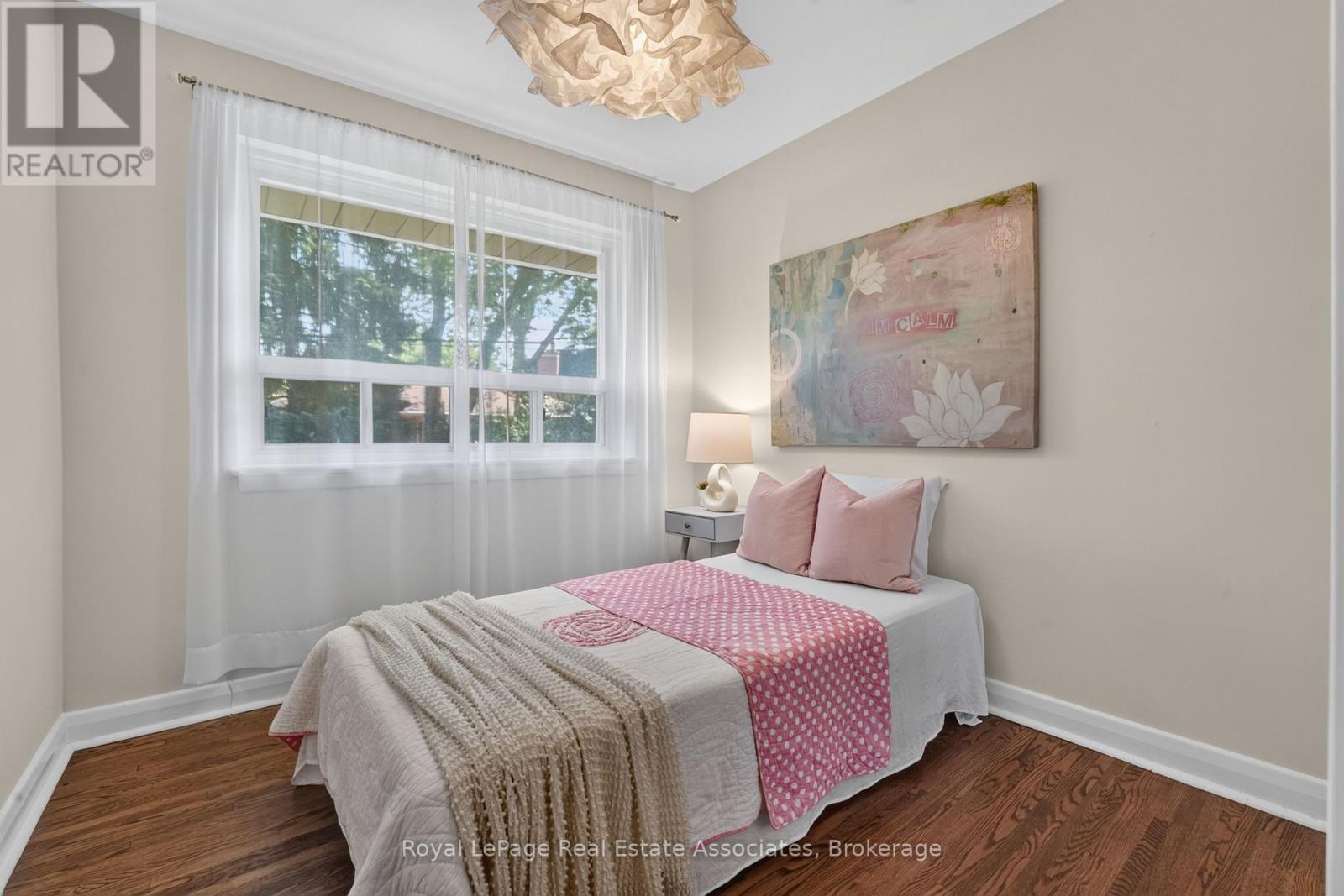 7 Greening Crescent, Toronto, Ontario  M9A 1N9 - Photo 22 - W13722596