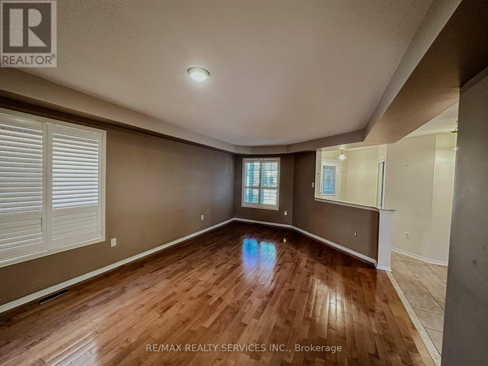 41 Sandyshores Drive, Brampton, Ontario L6R 2H2 - Photo 6 - W13722738