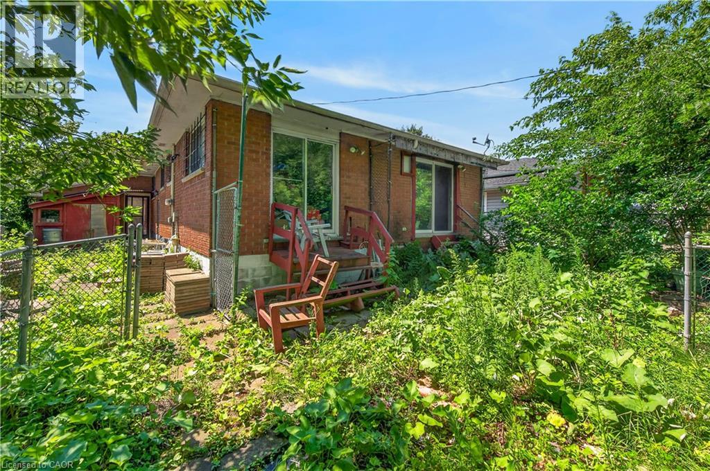 627 Geneva Park Drive, Burlington, Ontario  L7N 3C2 - Photo 11 - 40859157