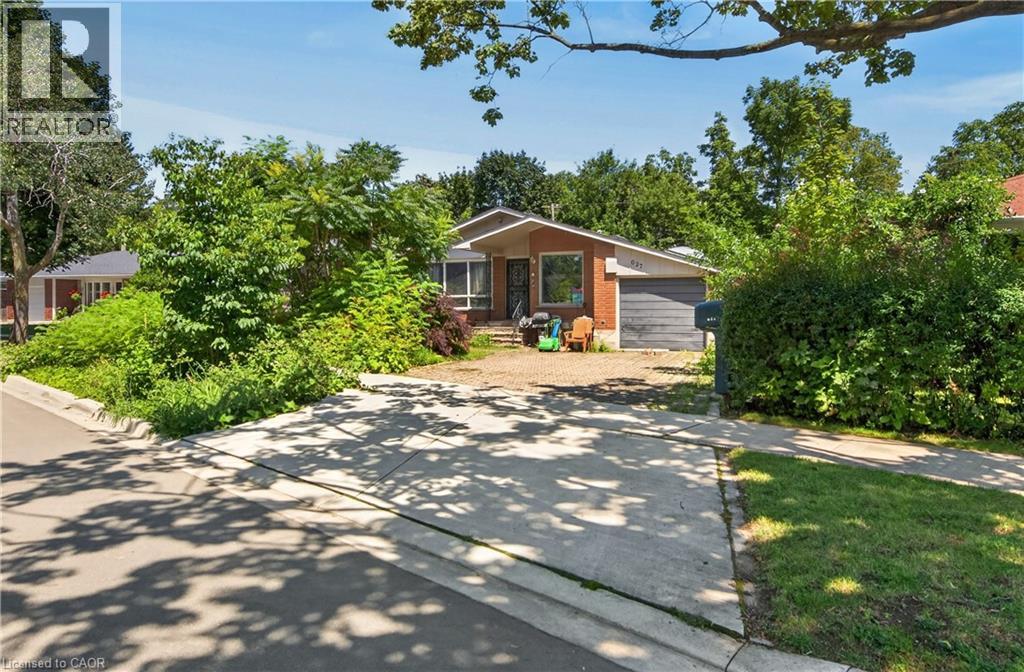 627 Geneva Park Drive, Burlington, Ontario  L7N 3C2 - Photo 2 - 40859157
