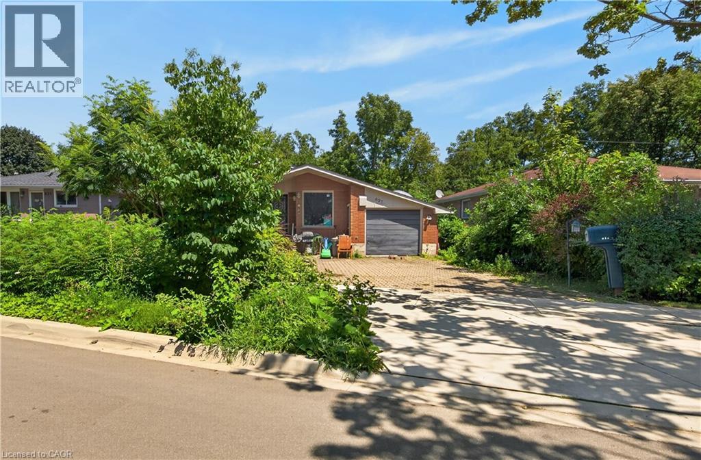 627 Geneva Park Drive, Burlington, Ontario  L7N 3C2 - Photo 3 - 40859157