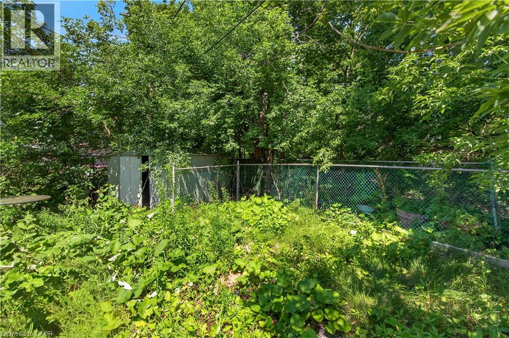 627 Geneva Park Drive, Burlington, Ontario  L7N 3C2 - Photo 8 - 40859157