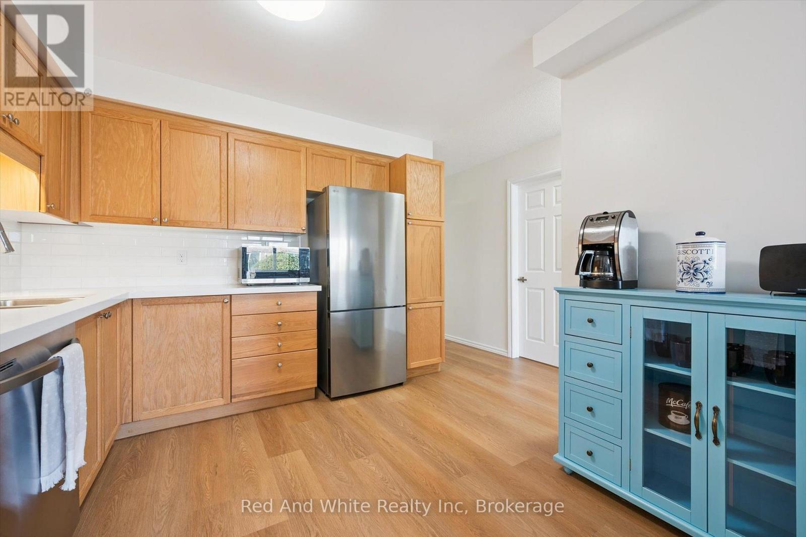 3 - 151 Clairfields Drive E, Guelph (Pineridge/westminster Woods), Ontario  N1L 1P5 - Photo 6 - X13723726