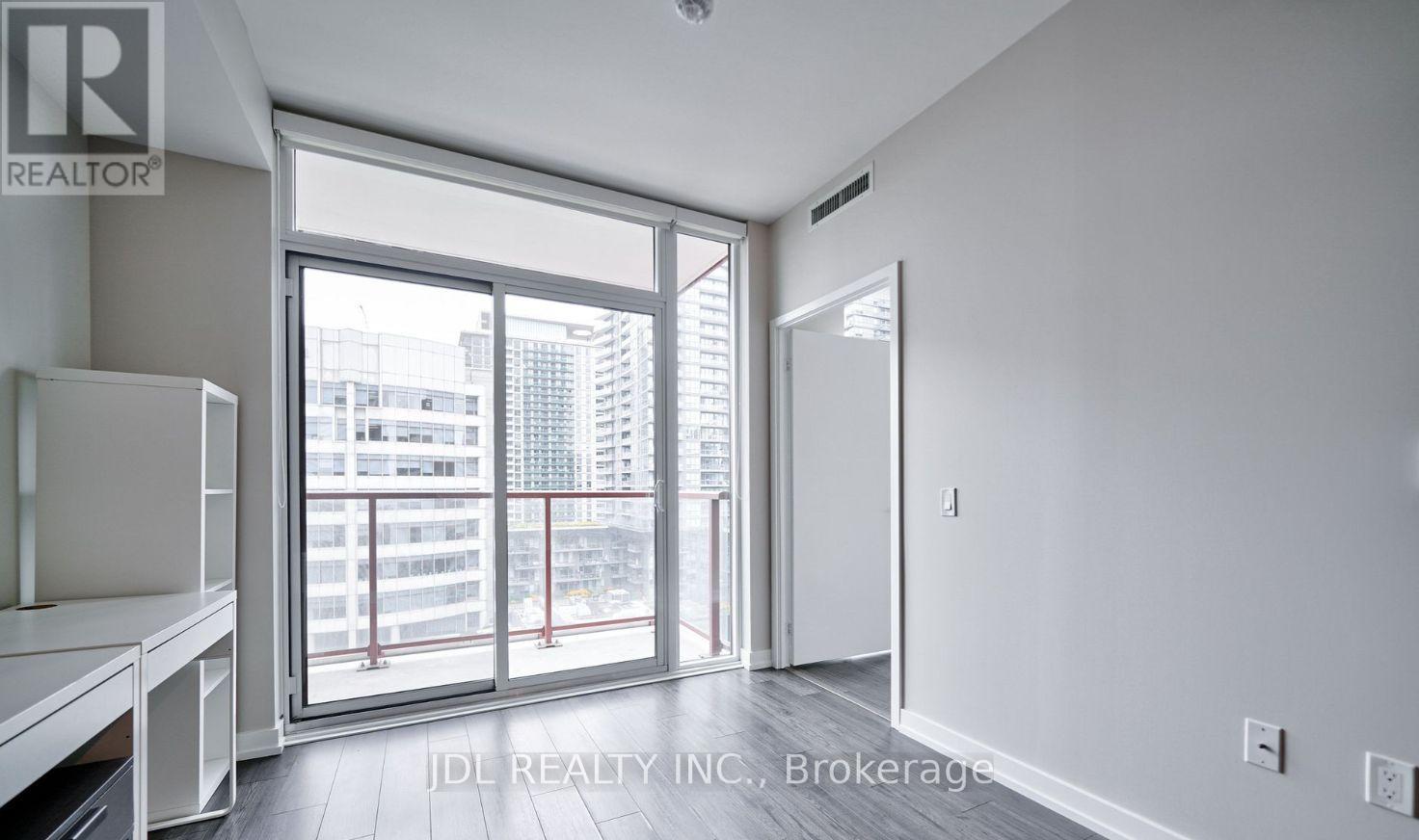 710 - 33 Helendale Avenue, Toronto, Ontario  M4R 0A4 - Photo 16 - C13723702