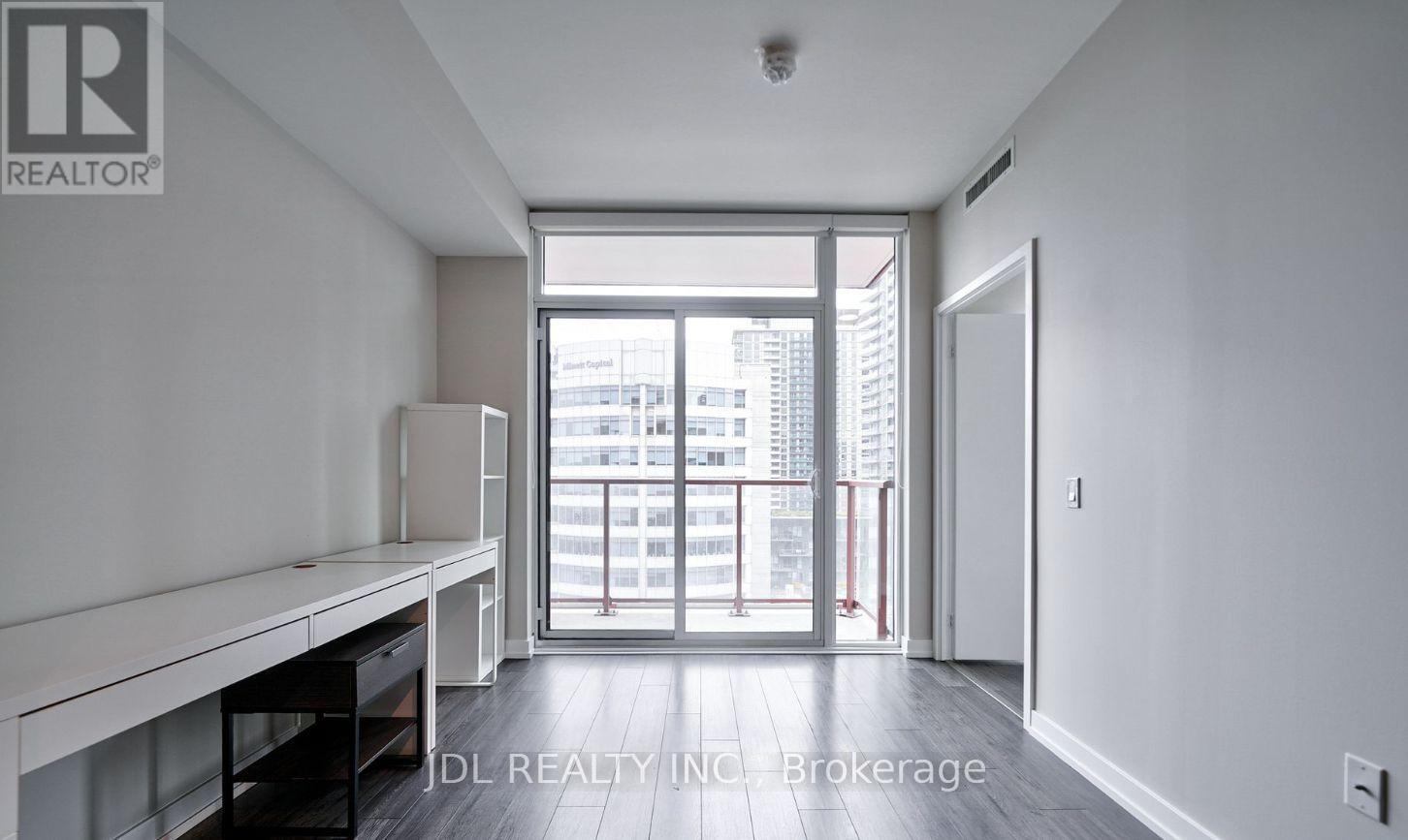 710 - 33 Helendale Avenue, Toronto, Ontario  M4R 0A4 - Photo 5 - C13723702