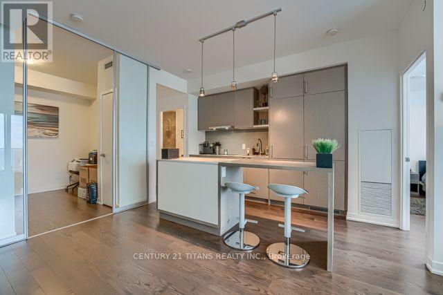 6606 - 100 Harbour Street, Toronto, Ontario  M5J 2T5 - Photo 9 - C13723706