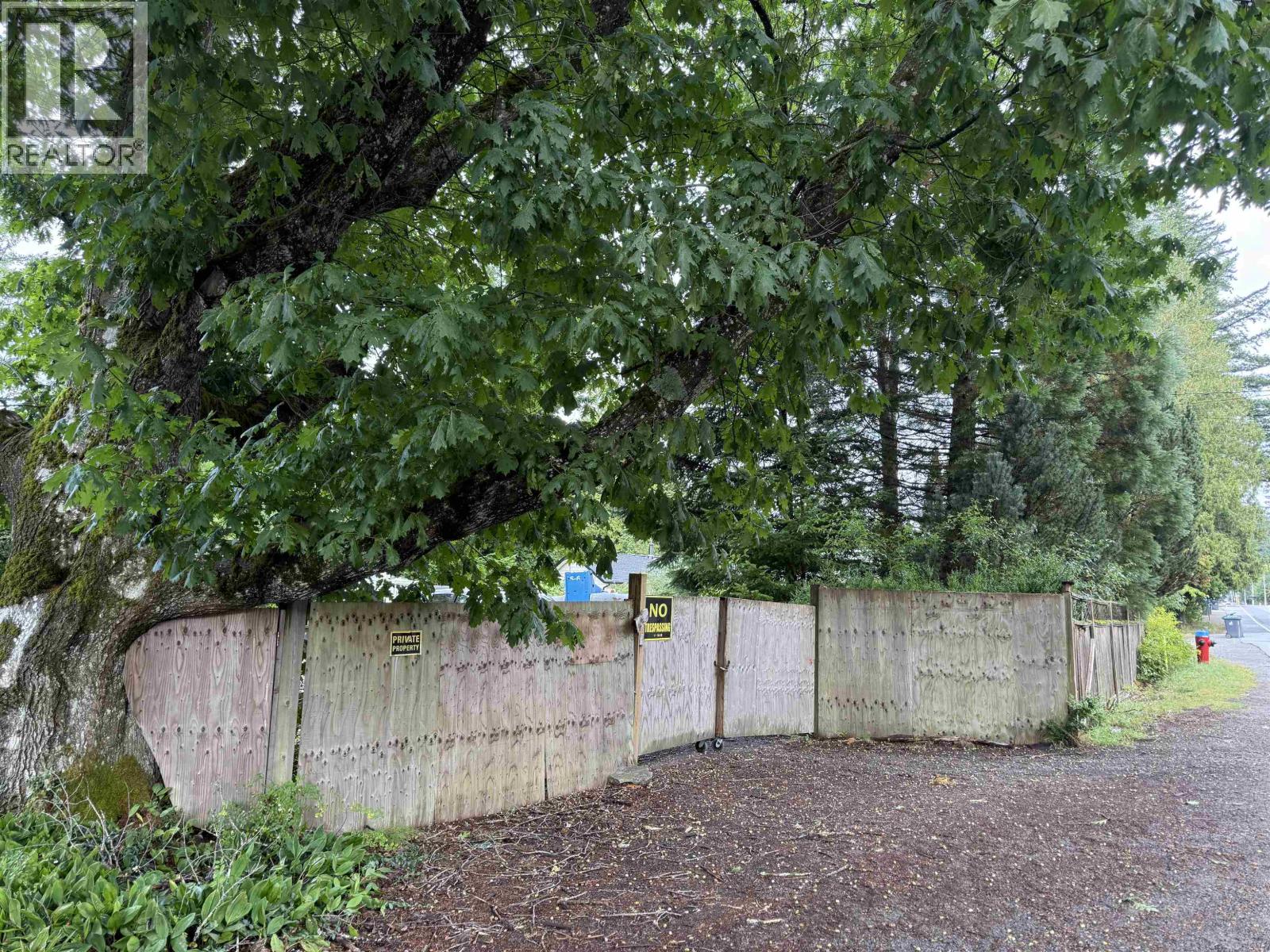 41747 Government Road, Squamish, British Columbia  V0N 3G0 - Photo 2 - R3159276
