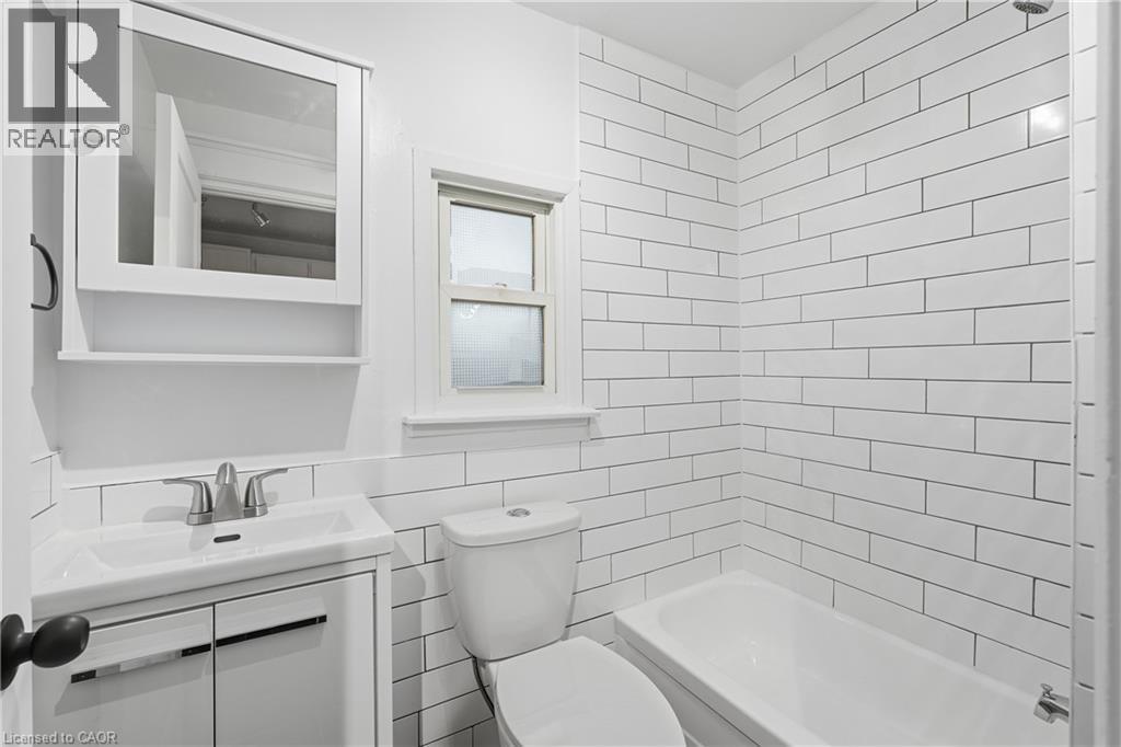 27 Albert Street Unit# Main, Welland, Ontario  L3B 4L1 - Photo 7 - 40859127