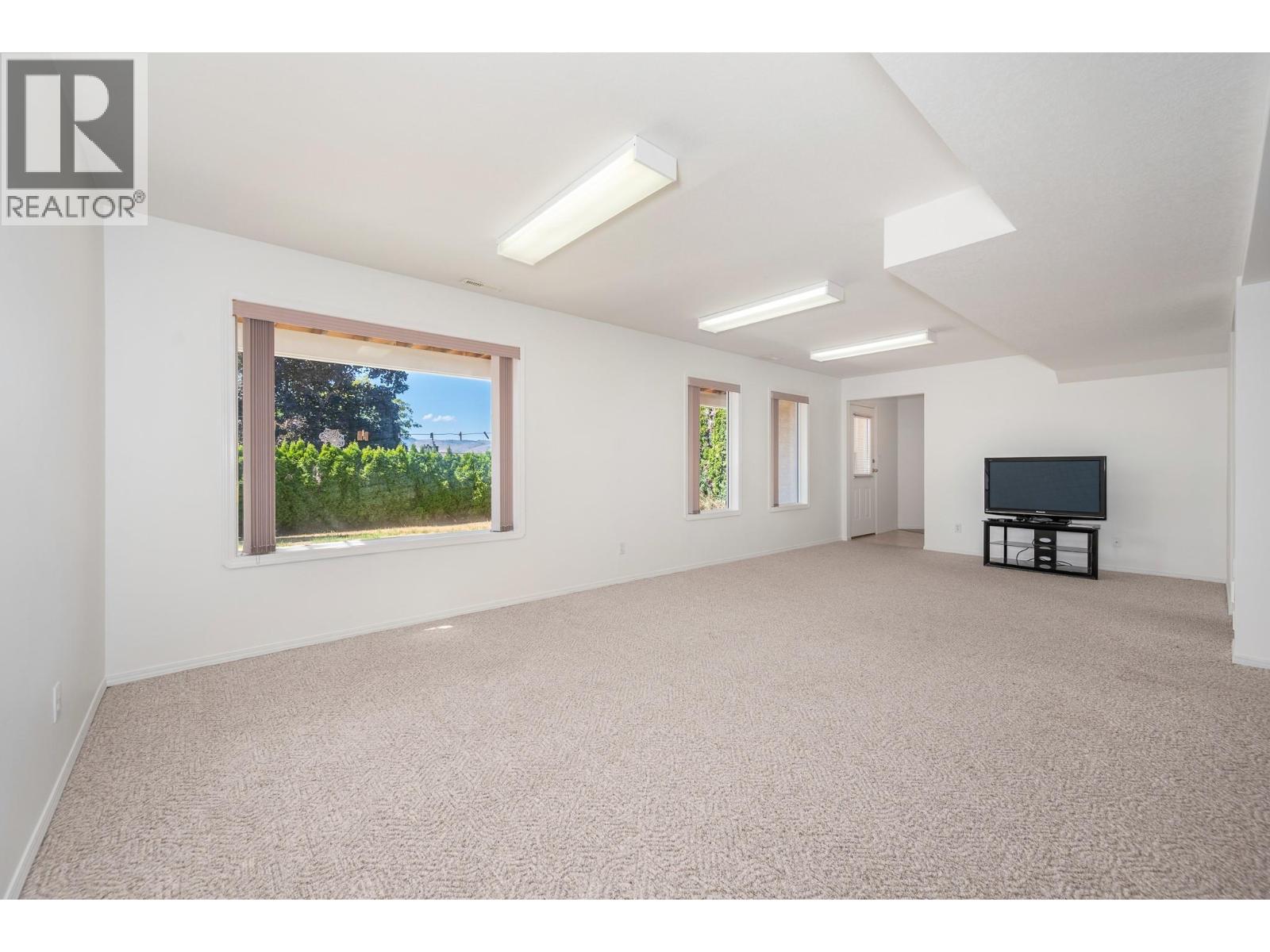3912 Cascade Drive, Vernon, British Columbia  V1T 9E7 - Photo 36 - 10398841