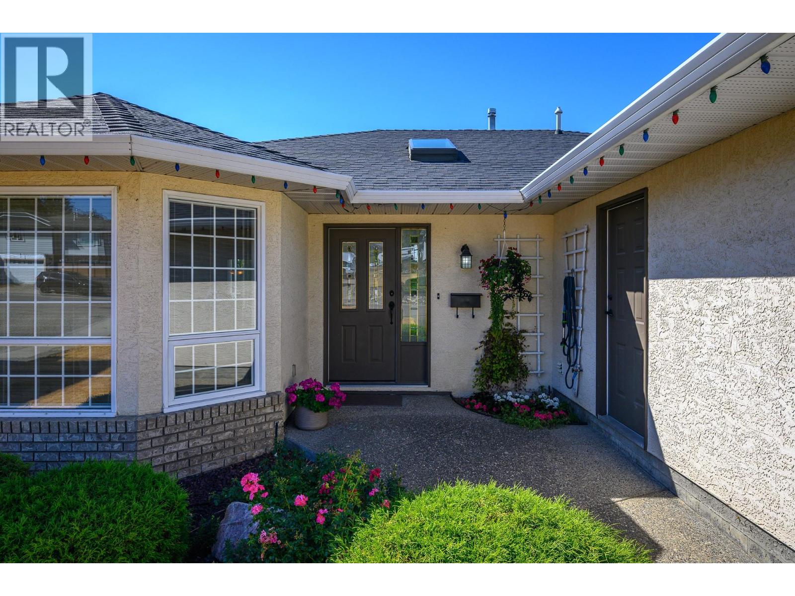 3912 Cascade Drive, Vernon, British Columbia  V1T 9E7 - Photo 3 - 10398841