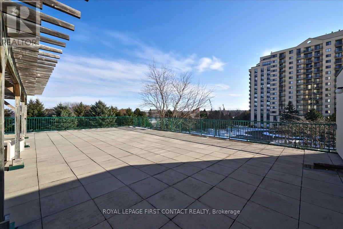 709 - 65 Ellen Street, Barrie, Ontario  L4N 3A5 - Photo 15 - S13698042