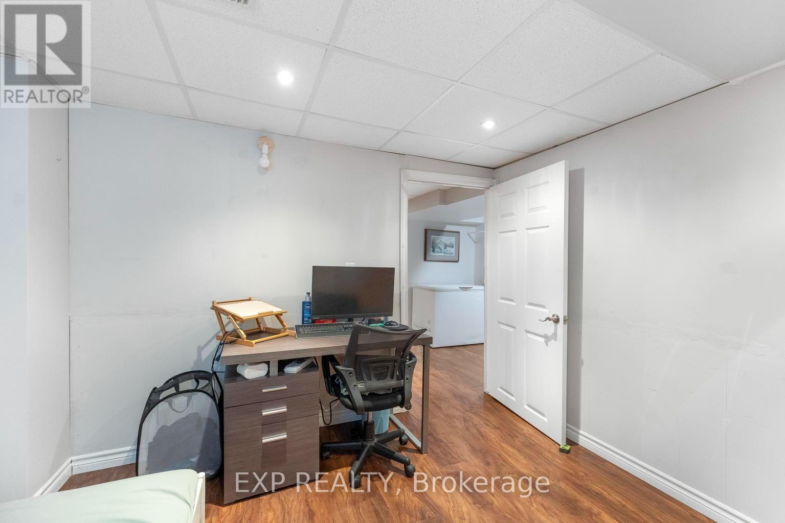 1063 Joan Drive, Burlington, Ontario  L7T 3H3 - Photo 32 - W13723674