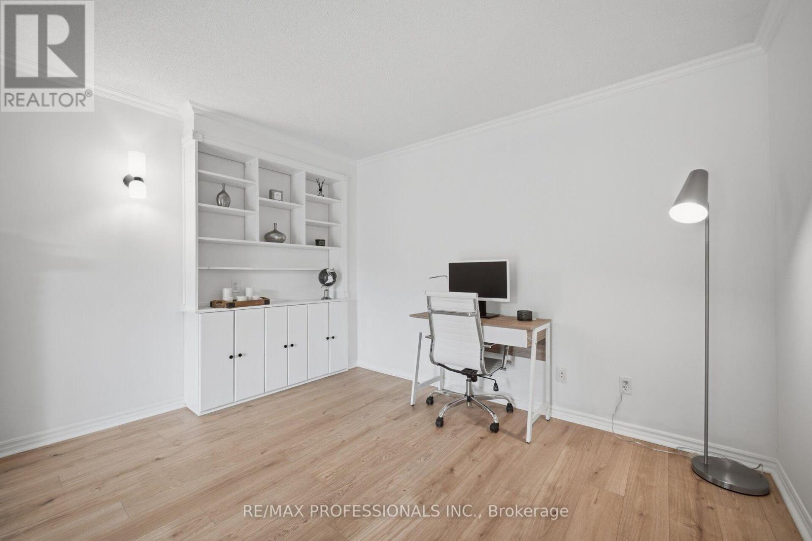 10 Hopedale Court, Mississauga, Ontario  L5M 2E9 - Photo 35 - W13723710