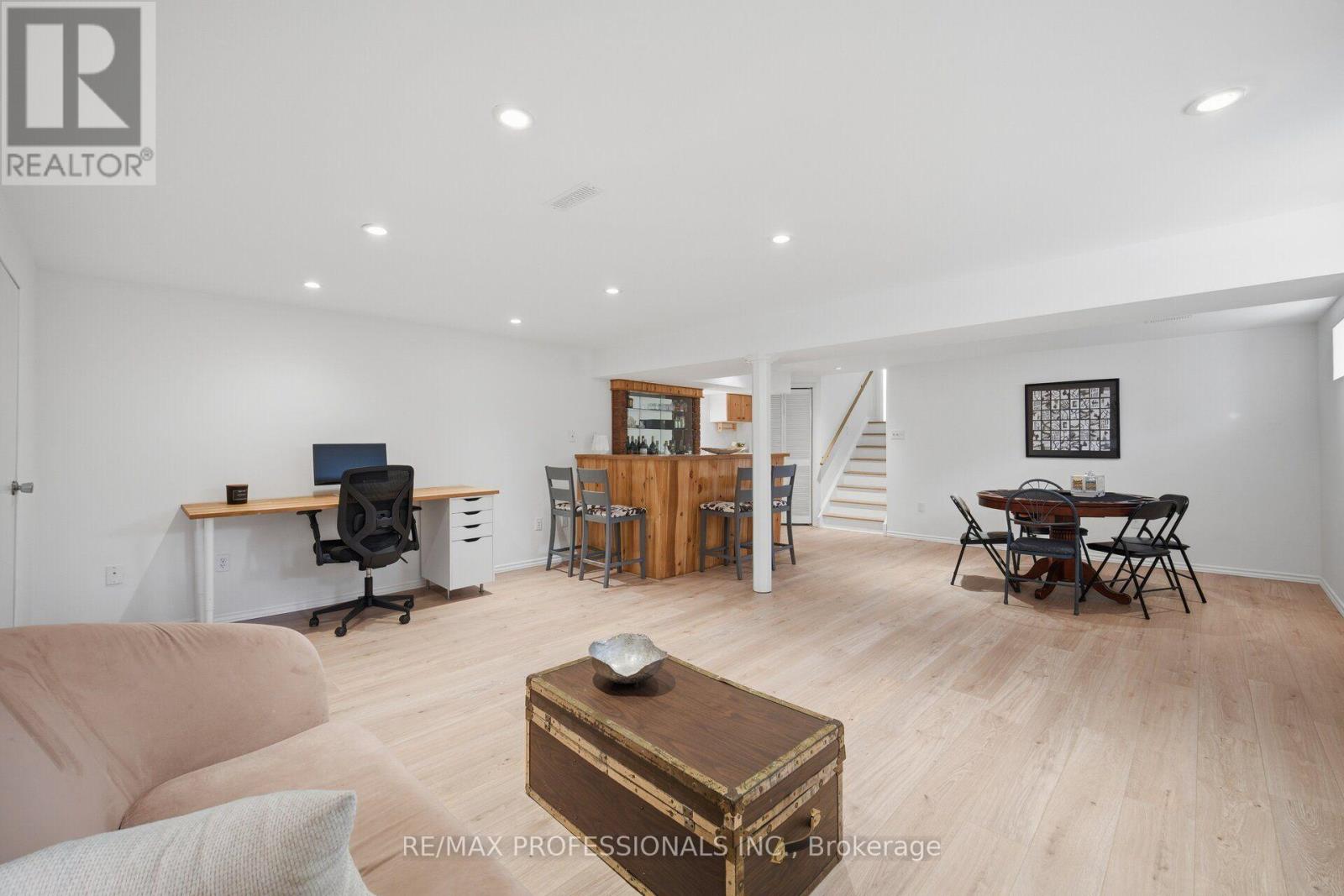 10 Hopedale Court, Mississauga, Ontario  L5M 2E9 - Photo 43 - W13723710