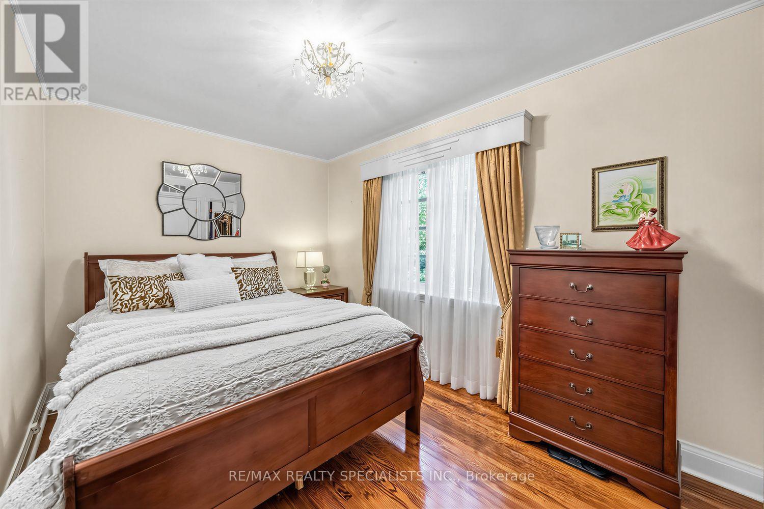 1211 Royal York Road, Toronto, Ontario  M9A 4B5 - Photo 19 - W13723730