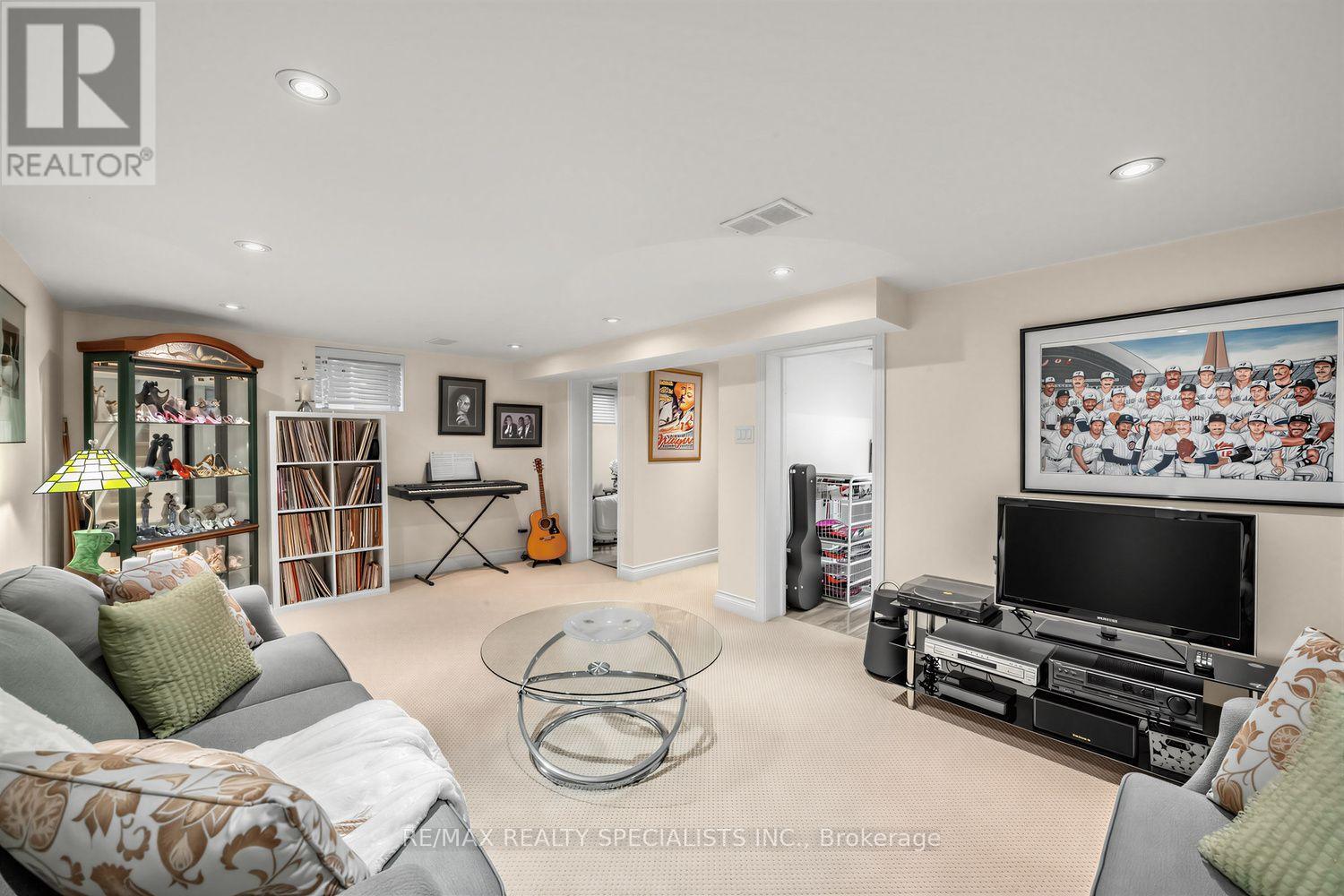 1211 Royal York Road, Toronto, Ontario  M9A 4B5 - Photo 24 - W13723730