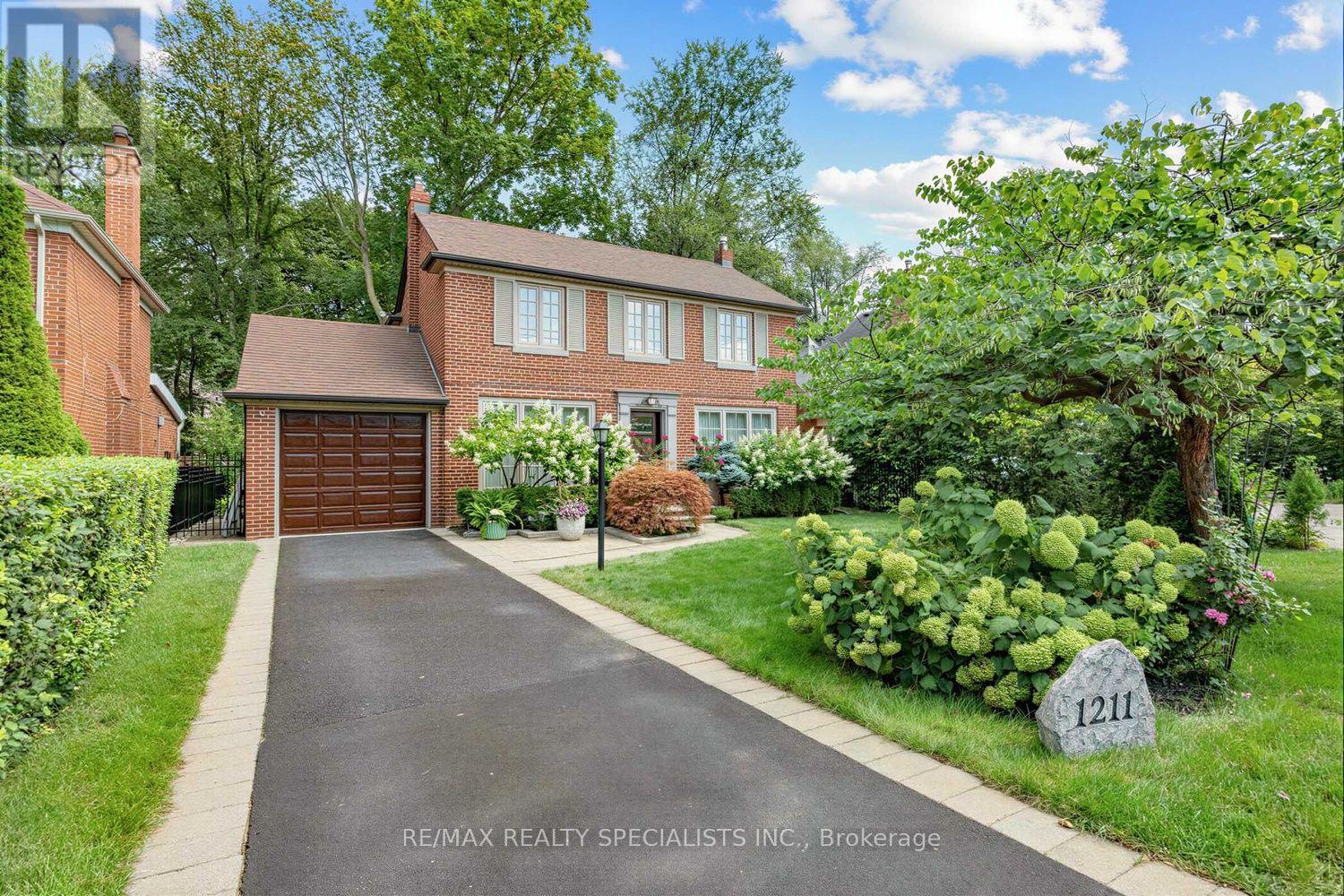 1211 Royal York Road, Toronto, Ontario  M9A 4B5 - Photo 3 - W13723730