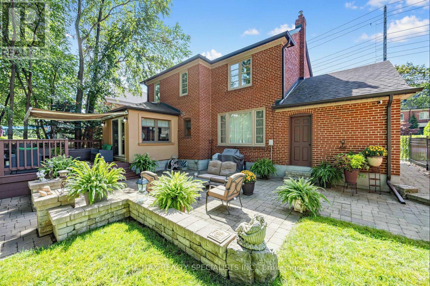 1211 Royal York Road, Toronto, Ontario  M9A 4B5 - Photo 30 - W13723730
