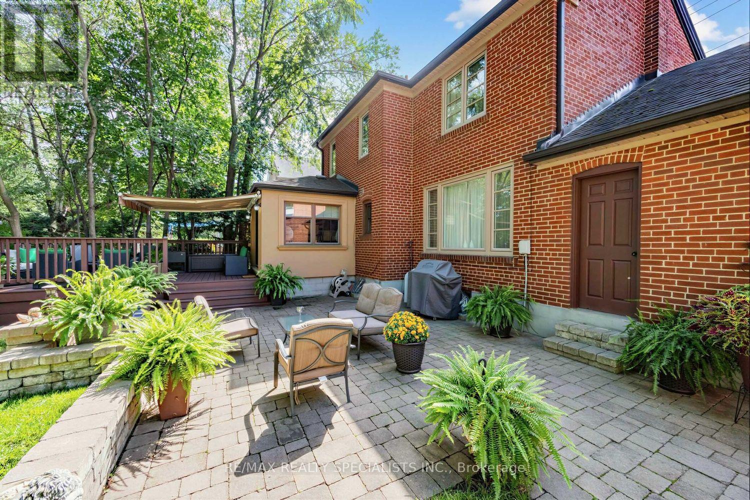 1211 Royal York Road, Toronto, Ontario  M9A 4B5 - Photo 34 - W13723730