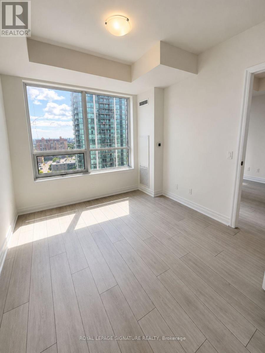1307 - 30 Elm Drive, Mississauga, Ontario  L5B 0N6 - Photo 3 - W13723732