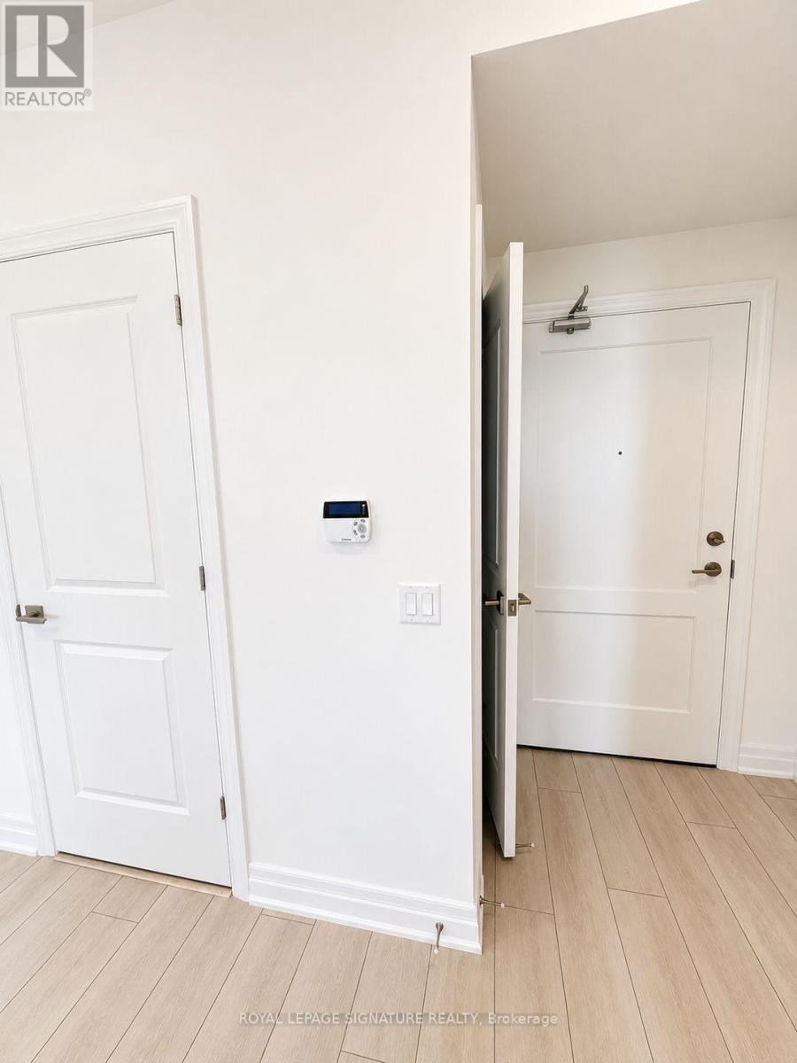 1307 - 30 Elm Drive, Mississauga, Ontario  L5B 0N6 - Photo 9 - W13723732