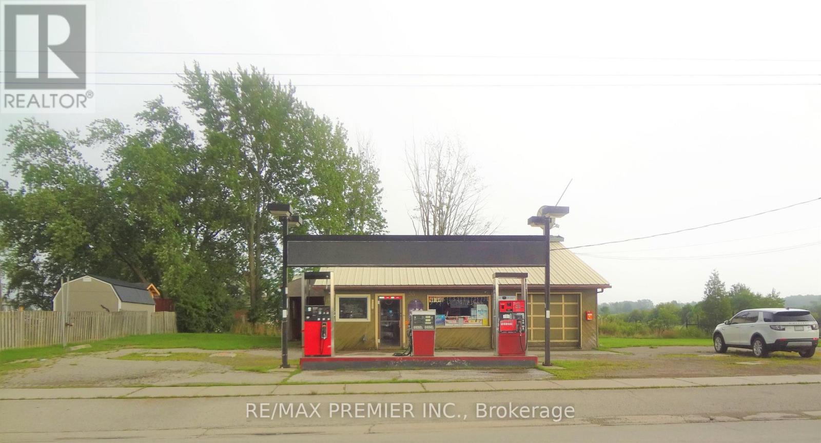 33 Main Street W, Haldimand, Ontario  N0A 1P0 - Photo 2 - X13723680